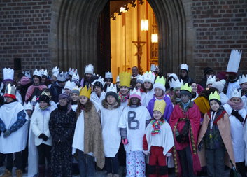 Hradeckým koledníkům požehná na cestu generální vikář Jan Paseka