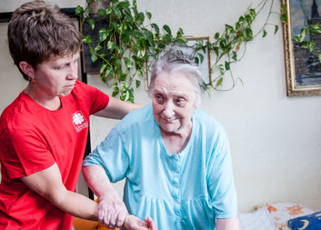 Sestry domácí péče nechtějí být novodobými otrokyněmi!