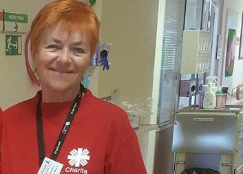 Nemocní potřebují slyšet a cítit blízkost druhého člověka