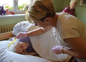 Byla tu "Charitka" a přinesla mi i buchty