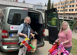 Humanitární pomoc pro maminky s dětmi v terénu.