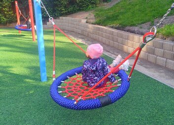 Děkujeme Daránkovi za nové hřiště pro děti v domově Sv. Anny v Náchodě 