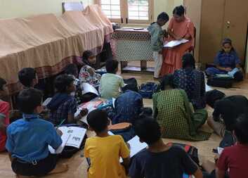 Indická vzdělávací centra nabízejí víc než jen doučování