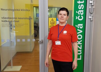 Dobrovolnice Jana sdílí s pacienty jejich radosti i bolesti, které nemoc přináší