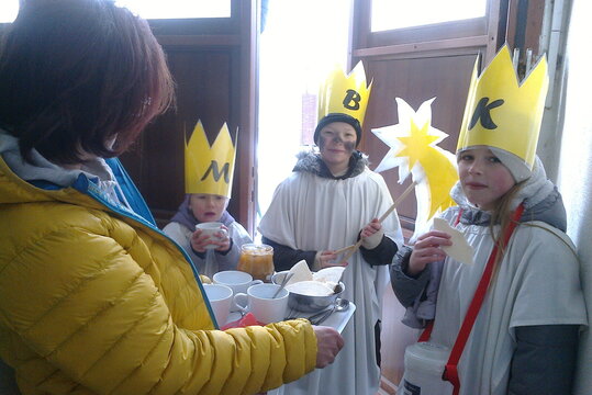 V hradecké diecézi vynesla jubilejní Tříkrálová sbírka 29,5 milionů pro nemocné a potřebné. Děkujeme!