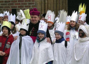 S vděčností a úctou vzpomínáme na kardinála Dominika Duku, který podporoval i rozvoj charity v naší diecézi